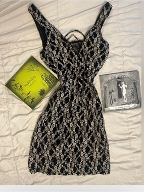 ❤️Gold Metallic Embroidered Free People Bodycon Floral little black Dress